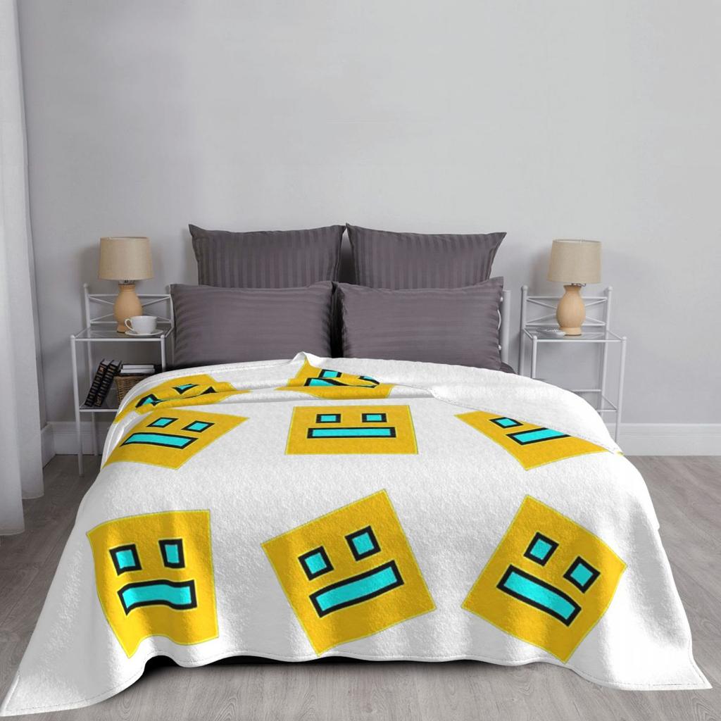 Video Game Geometry Dash Blanket Soft Warm Flannel Throw Blanket Plush for Bed Living Room Picnic Travel Home Sofa