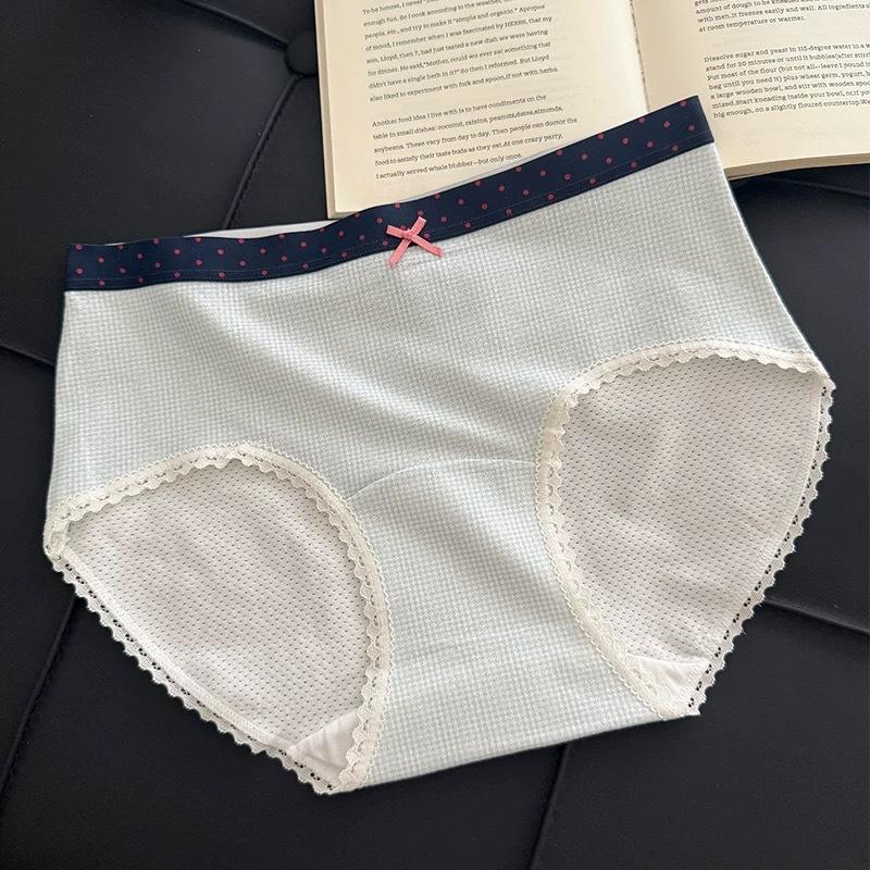 Women's Spring and Summer Pure Cotton 10A Antibacterial Comfortable Breathable Briefs