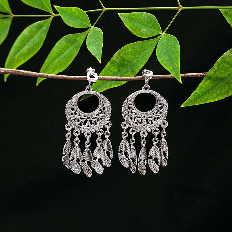 European and American cross-border ethnic style geometric fringed ear clips, Miao Yin retro and elegant minority earrings without piercings, women