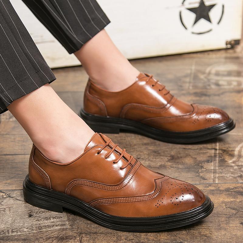 Fashion Fashion Man Oxford Shoes Lace-Up Outdoor Male Flats All-match Classic Mens Casual Shoes Leather New Men Business Walking Shoes