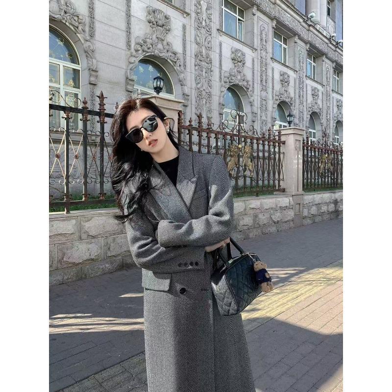Winter Loose Thickened Herringbone Wool Coat Women Elegant Loose Cotton Padded Slim Tweed Jacket