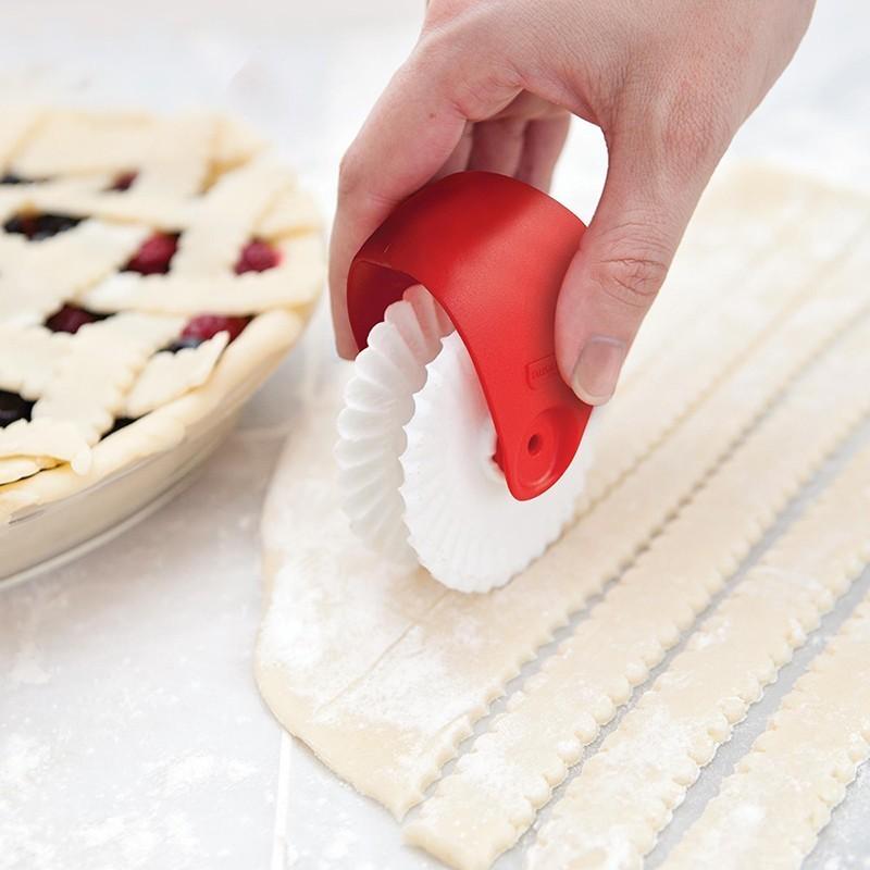 Plastic Dough Lattice Roller Cutter Pull Net Wheel Knife DIYPizza Pastry  Pie Craft Making Tool Baking Accessories Kitchen