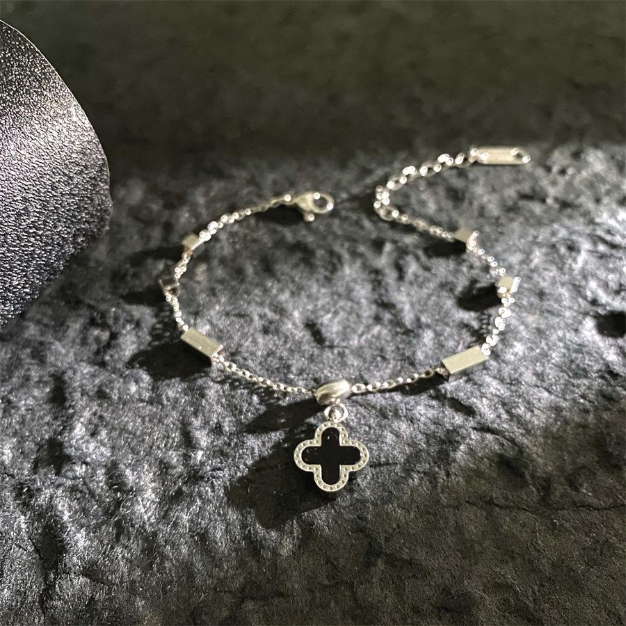 Four-leaf Clover Bracelet Titanium Steel Fashionable Roman Numeral Butterfly Bracelet