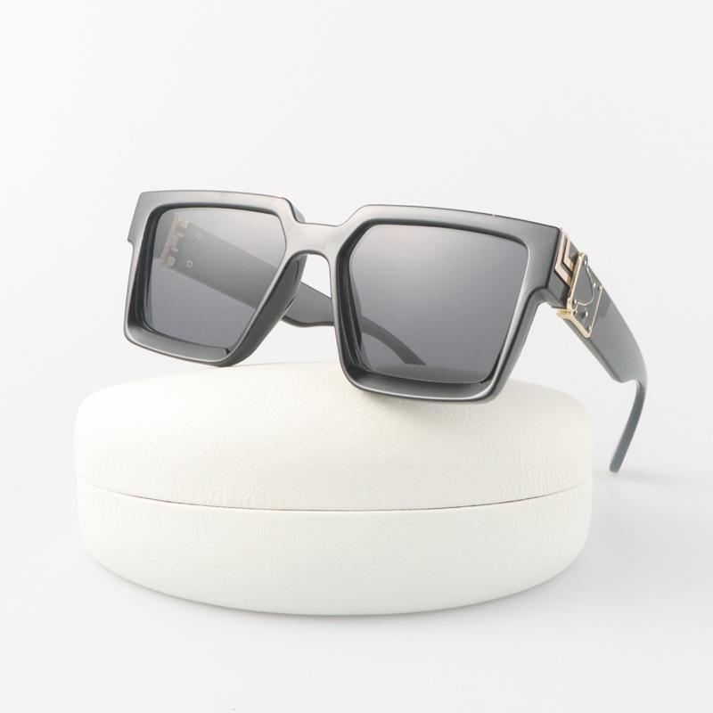 

Square Vintage Sunglasses Man Brand Designer Fashion Mirror Sun Glasses Male Retro Black Outdoor Travel Mirror no box