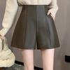 2023 Szorty ze skóry PU z wysokim stanem w kształcie litery A dla kobiet - Moda jesienno-zimowa, styl koreański, wyszczuplające spodnie bootcut z szerokimi nogawkami