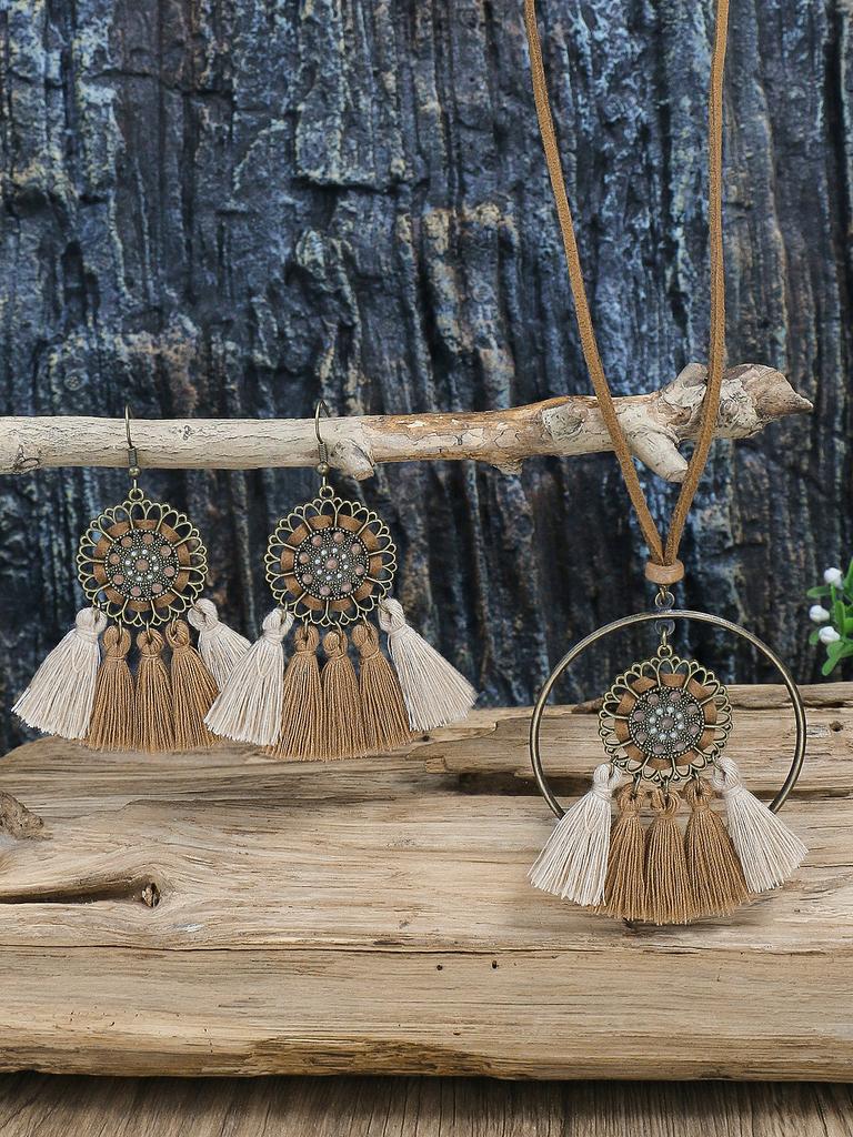 Bohemian retro ethnic style warm color scheme paired with pendants, tassels, earrings, necklace set for women