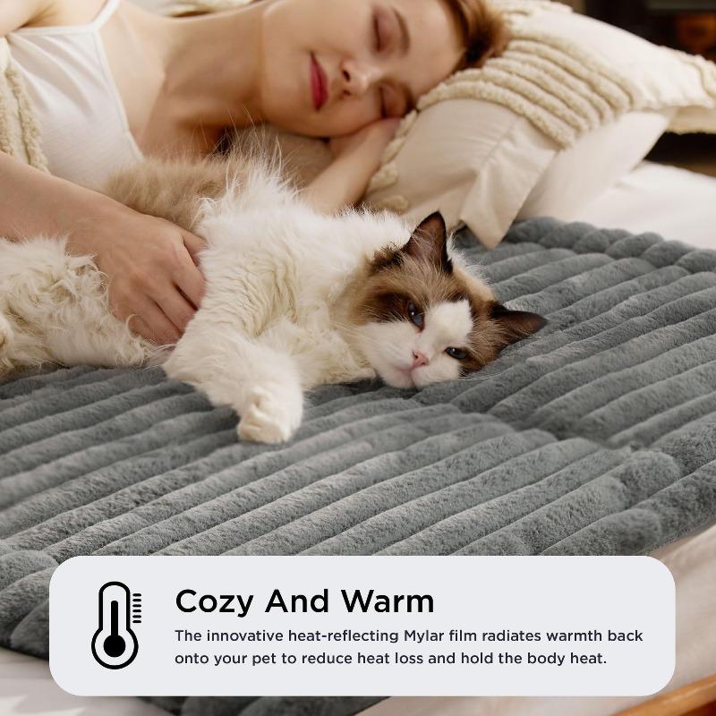 Creative Cat and Dog Universal Breathable Comfortable Soft Pet Mat Four Seasons Small Rabbit Hair Anti Slip Pet Mat Pet Supplies