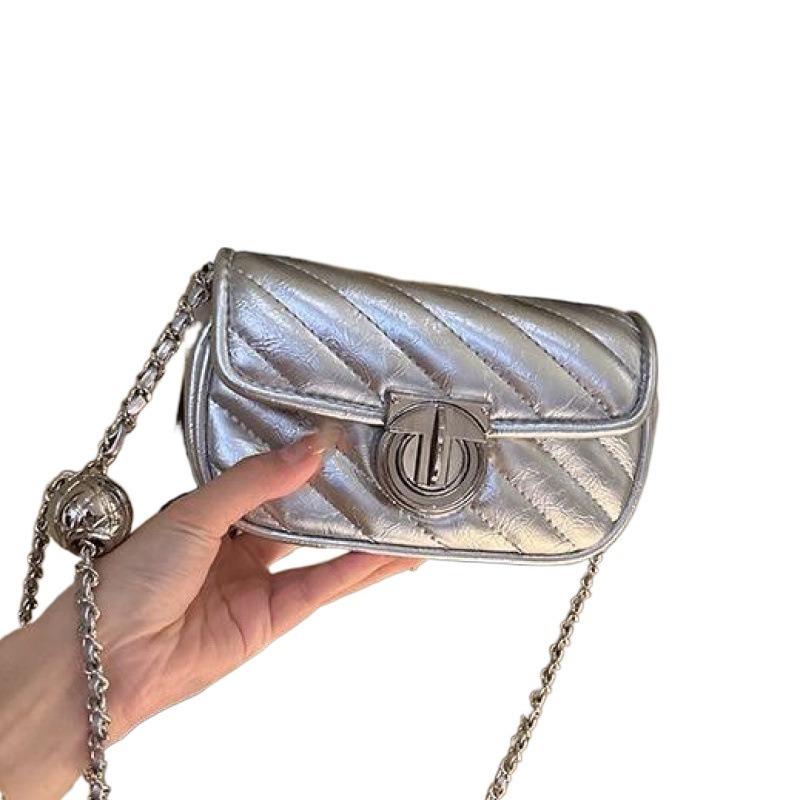 2025 New Women's Bag Cross-Border Style-Inspired Fashion Gold Ball Shoulder Bag High-End Feel Transfer Bead Quilted Chain