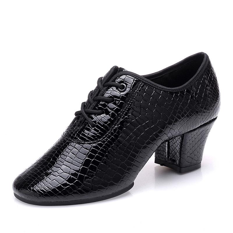 XIHAHA Women Jazz Dance Shoes Latin Salsa Ballroom Stone Pattern Genuine Leather Woman's Practice Dancing Shoes Ladies Sneakers
