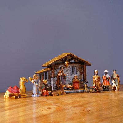Krippenfiguren-Set aus Kunstharz Weihnachts-Skulptur Feiertagsdeko Miniaturen Familie