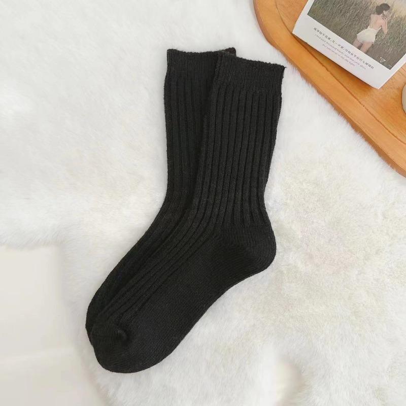 Women's Autumn and Winter Warm, Soft and Pure Color Wool Socks, Retro Thickened Twisted Medium Long Tube Pile Socks, Wool Socks