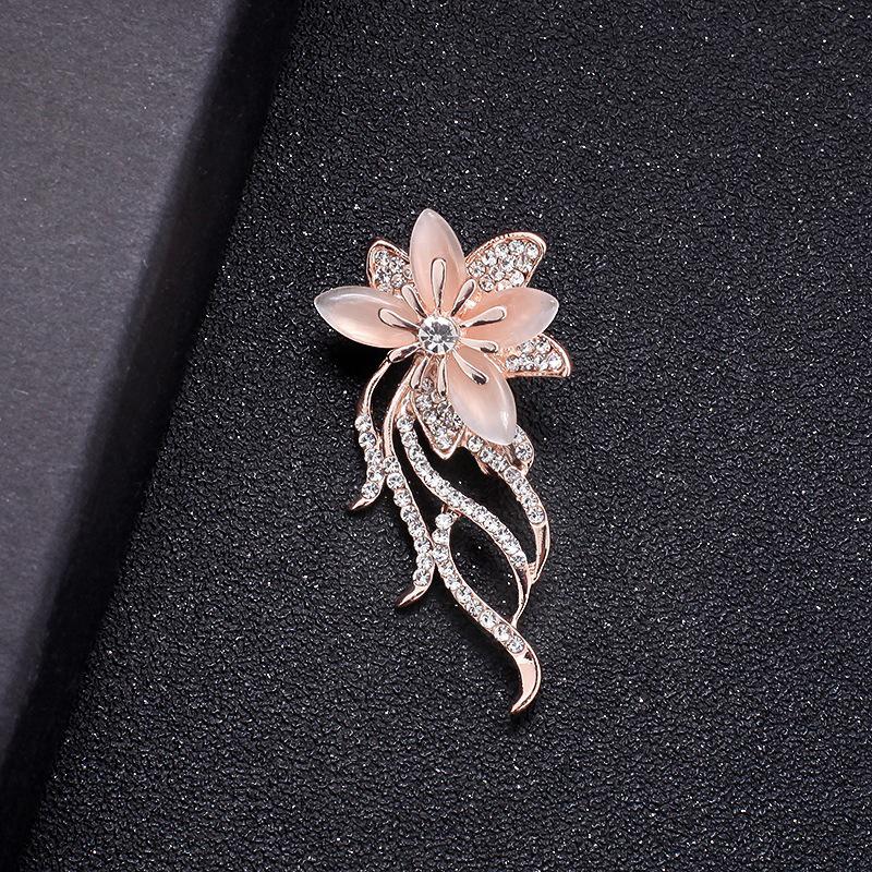 Elegant Peony Brooch: High-End Chinese Style Corsage Pin