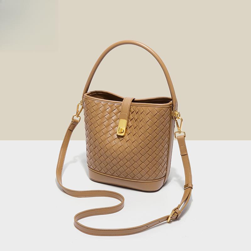 Summer Bucket Bag, Fashionable, Casual and Versatile, Hand-woven Bag, Commuting Large-capacity Hand Bag, Shoulder Crossbody Bag