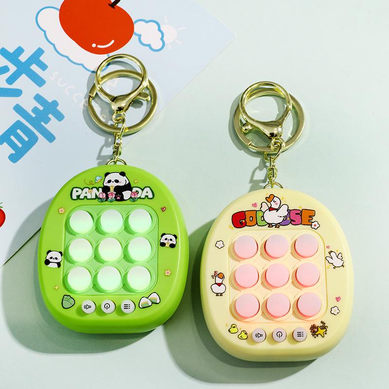 Tic-Tac-Toe Keychain: Cute Cartoon Decompression Toy for Kids