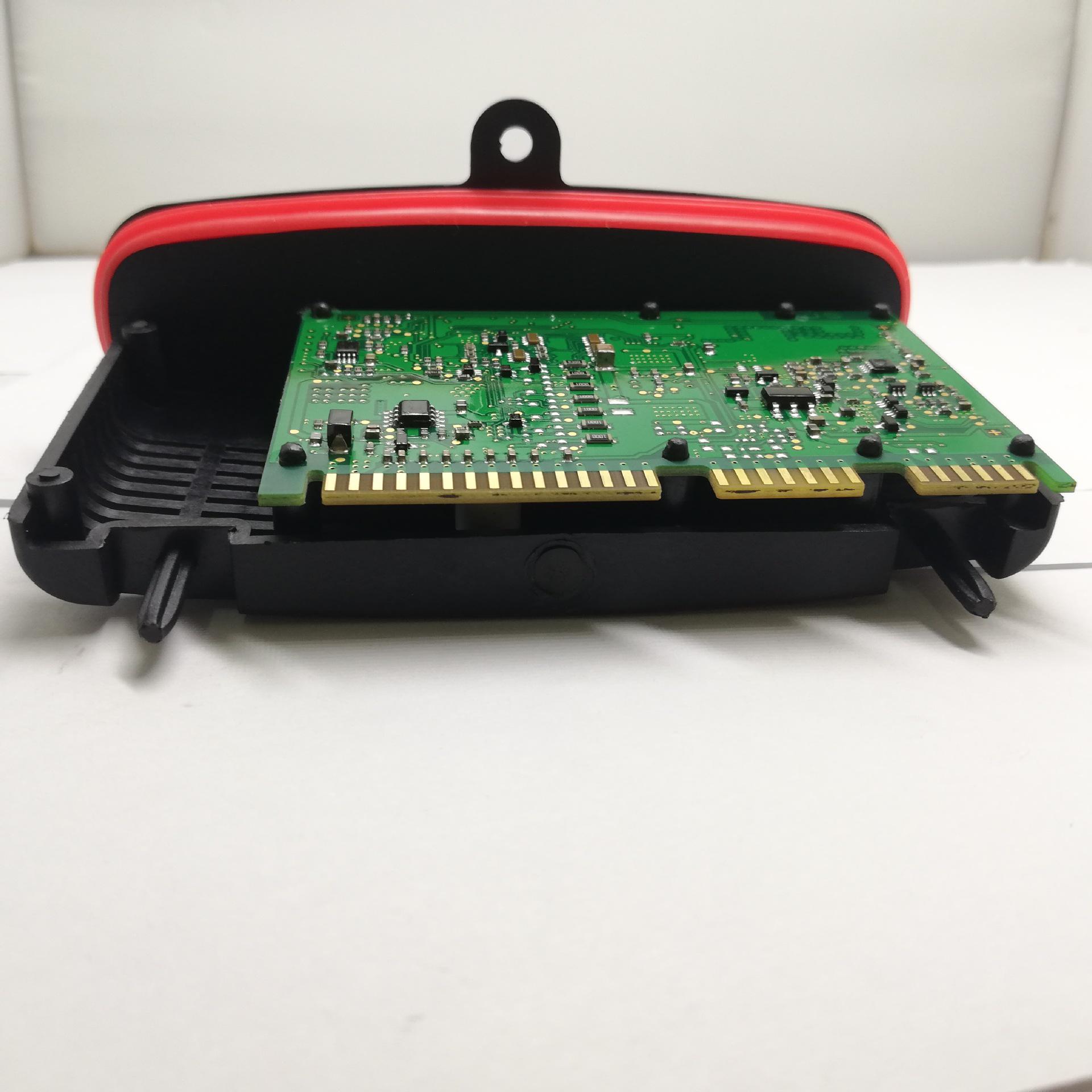 

Ксеноновий блок управління фарою TMS для BMW X5/X6 F15/F16 63117316187 Standard