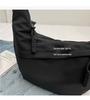 Vielseitige Knödeltasche für Damen: Einfarbige Nylon-Umhängetasche 2026 Edition