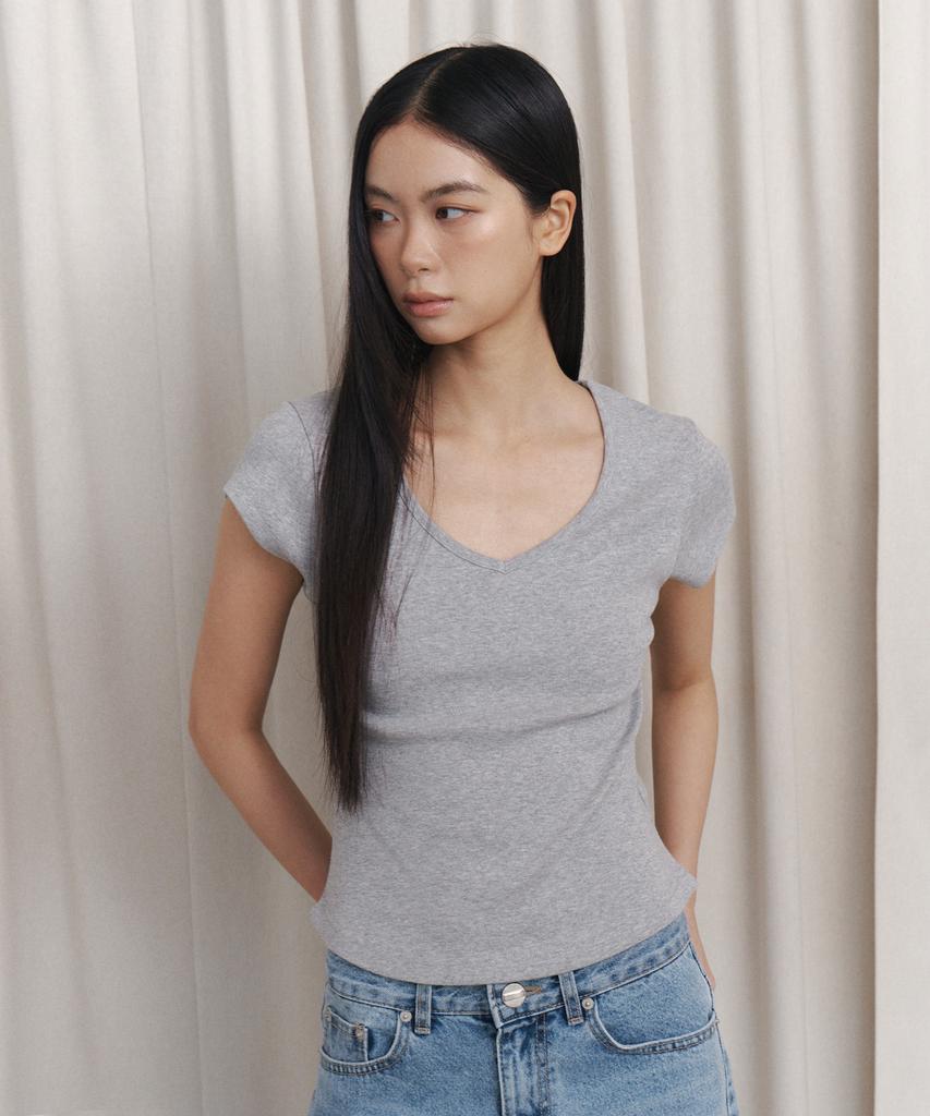 Kyuliti C 90S Line V-Neck Half-Sleeve T-Shirt_Grey