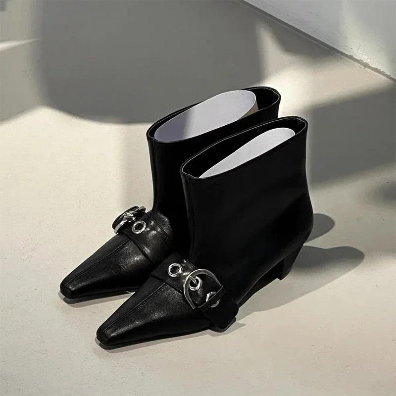 Fashion Fashion Snap Pointed Toe Low Heel Booties Women Spring and Autumn New Outside Wear Metal Buckle Sleeve Single Boots