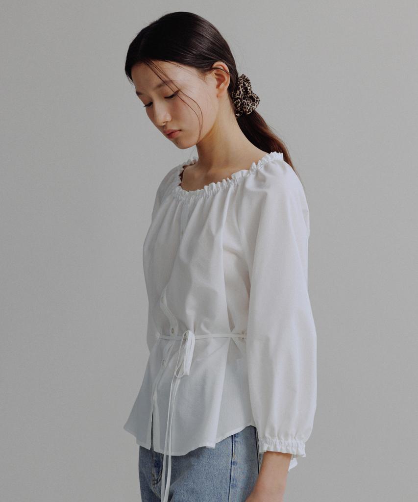 Manggomaenipeullijeu Talia Shirring Blouse_White