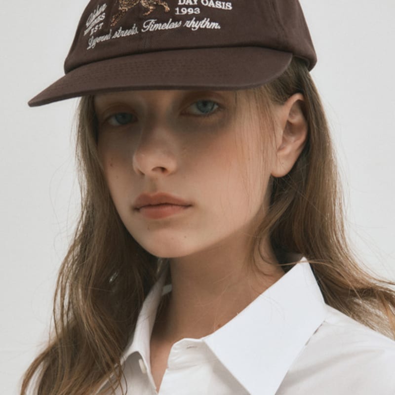 

WEDNESDAYOASIS FOR WOMEN Layered with leopard Cap_BROWN(W25-ACC06) BROWN