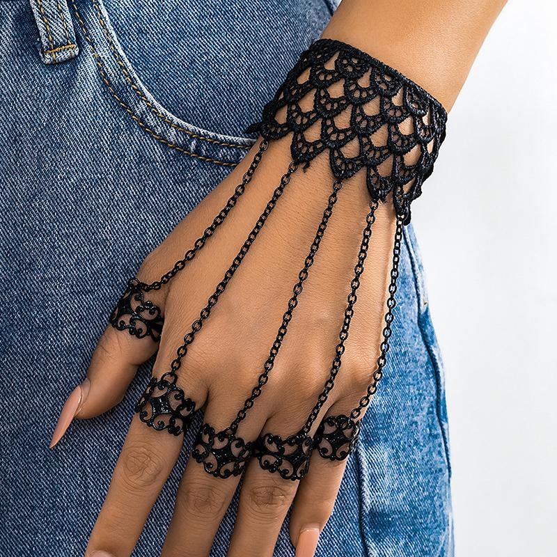 Punk Finger-cot Link Chain Bracelet Connected Finger Ring Bracelets Linked Hand Harness Gifts