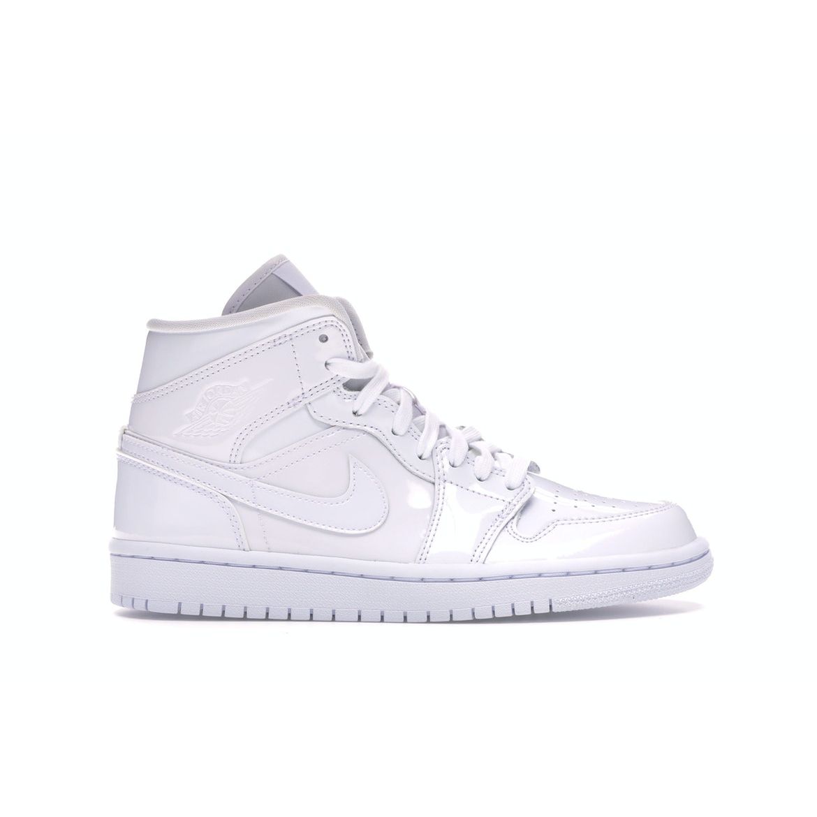 

Air Jordan 1 Mid Patent Triple White женские кроссовки бело-белые BQ6472-111