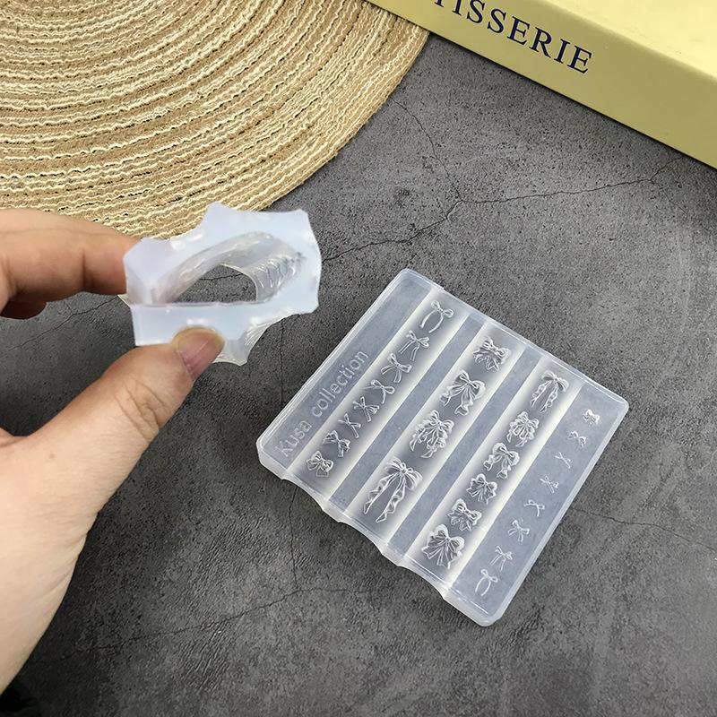 Silicone Nail Art Mold Exquisite Bowknot Tie Uv Gel Polish Carving Mould Diy Ribbon Design Nail Charm Decor Templates Stencils