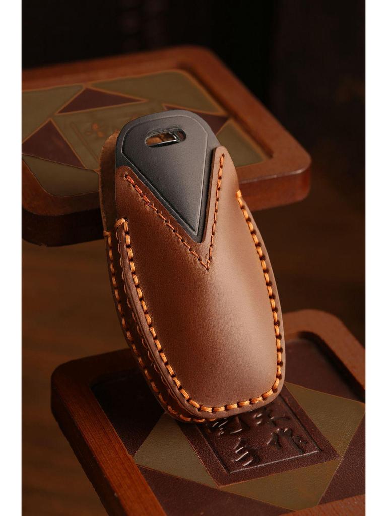 Red Flag H5 Leather Car Key Cover with High-End Buckle – HS7 Cowhide Men’s Bag Edition