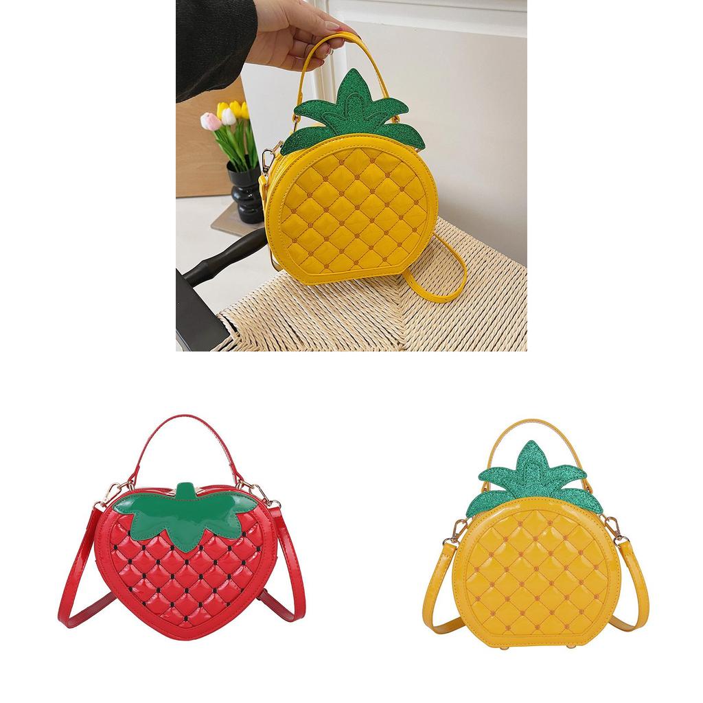 Borsa a tracolla rotonda piccola in PU con fragole carine per l'uso casual estivo