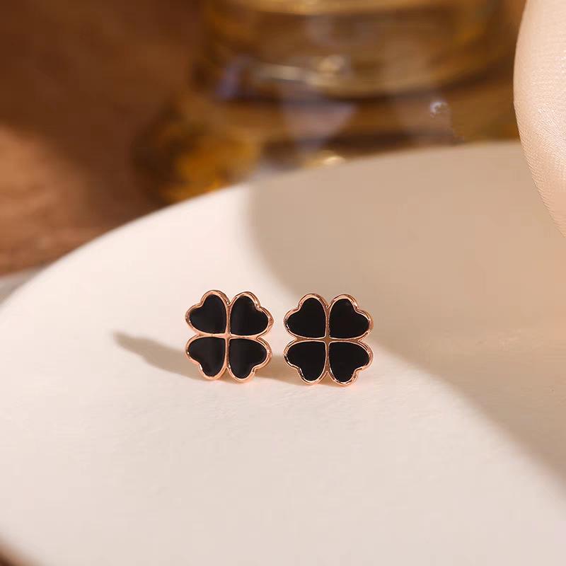 S925 Sterling Silver Korean Style Four-Leaf Clover Heart Stud Earrings for Women