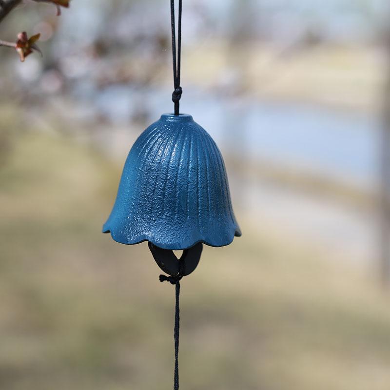 Cast Iron Wind Chime: Chinese & Japanese Style Retro Bells for Balcony or Outdoor Courtyard