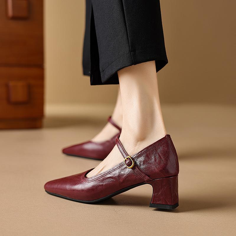 Retro high-heeled women's shoes autumn new sheepskin one-word buckle with thick heel black leather Mary Jane shoes