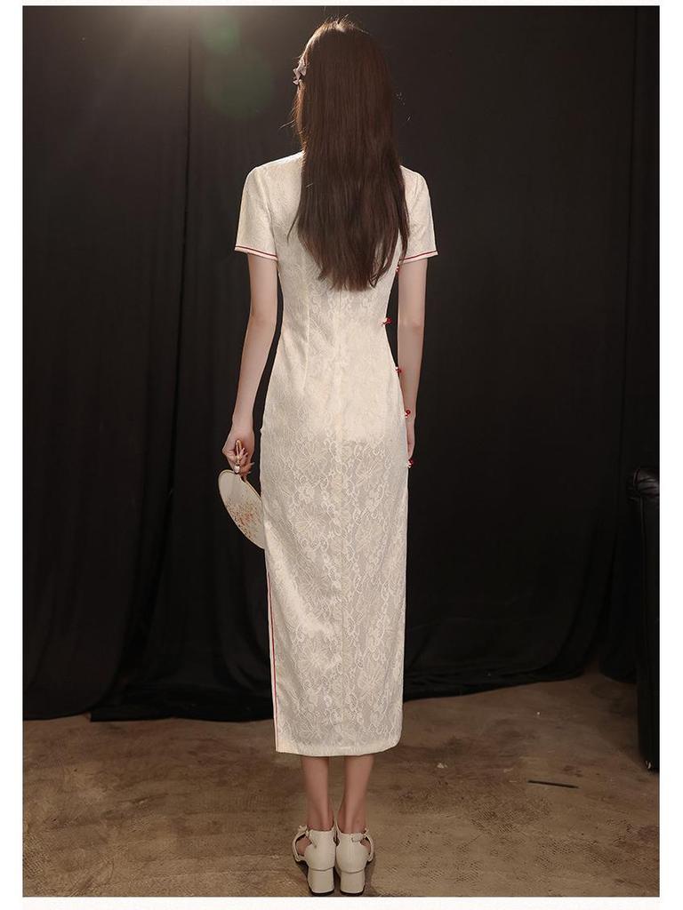 Elegantes chinesisches Cheongsam-Kleid im Retro-Stil mit Spitze für junge Mädchen