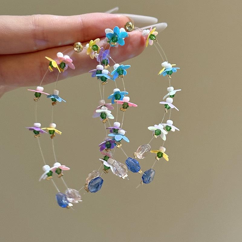 

Стеклянные серьги-пусеты с бахромой из пайеток в виде цветов, серьги-пусеты в маленьком свежем дизайне, высококлассные модные серьги для весны и лета, женские