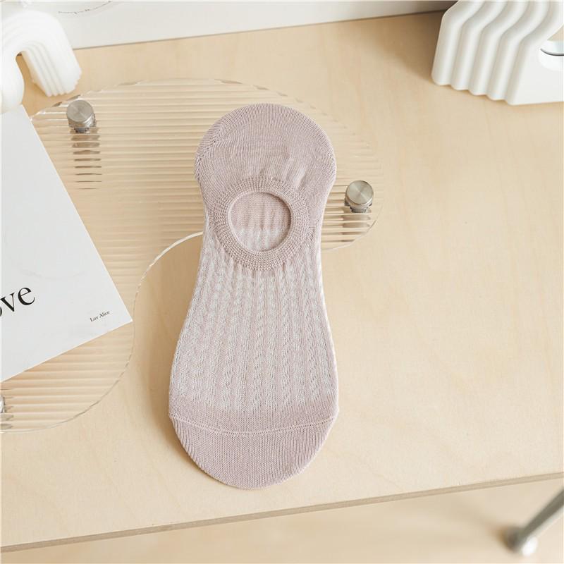 

Женские нескользящие невидимые летние носки - силиконовая накладка, без пятки, тонкие, в стиле лодочки One Size (33-39) светло-фиолетовый