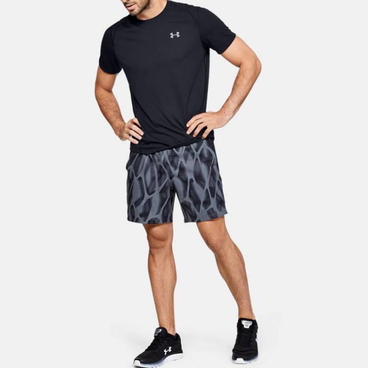 Under Armour Round Neck Sports T-Shirt Men Tops Black 1350096-001