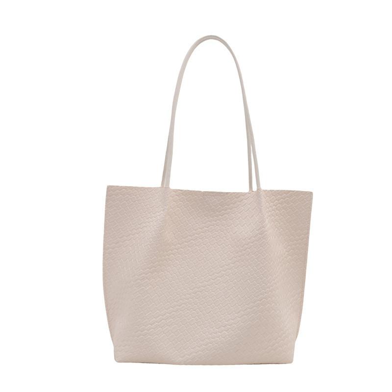 Woven Tote Classic Bags For Women With Comfortable Shoulder Straps For Daily Style