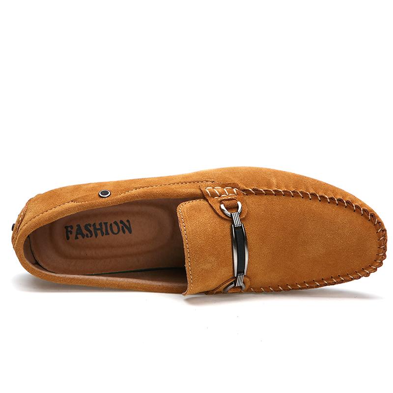 Men Loafers Soft Moccasins Suede Shoes Men Autumn Genuine Leather Shoes Non-Slip Men Flats Driving British Style Walking Shoes