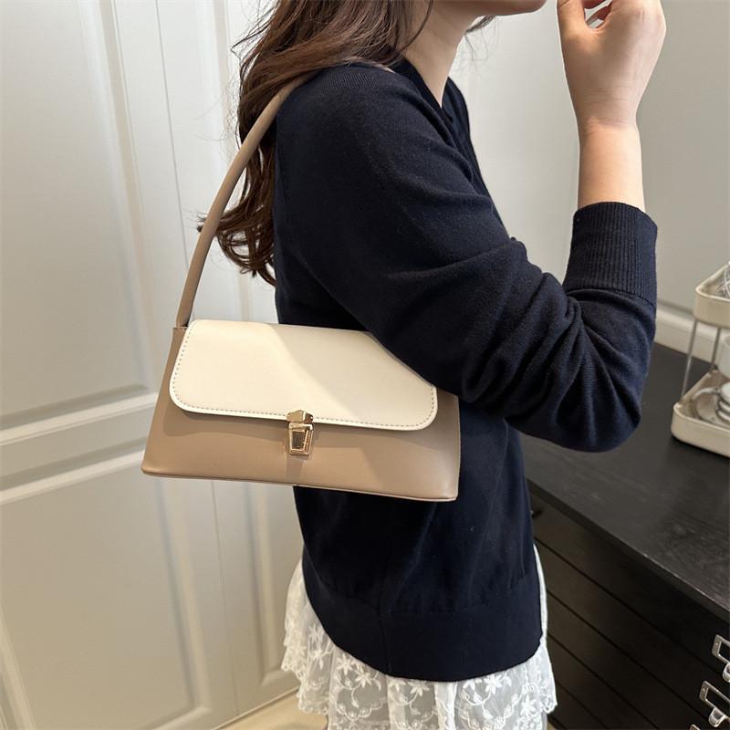 French Vintage Underarm Bag For Women With Pu Material And Street Style Design For Daily Use