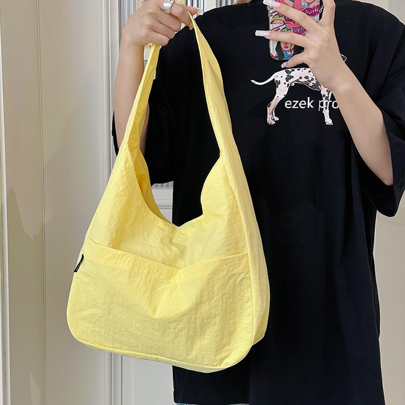 Lazy Large Capacity Bag for Women New Niche Simple Shoulder Bag Texture Versatile Casual Commuter Toy Bag