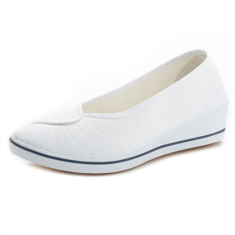 One Brand Nurse Shoes Women's White Wedge Heel Soft Sole New Little White Shoes Autumn and Winter Old Beijing Cloth Shoes Flat Sole