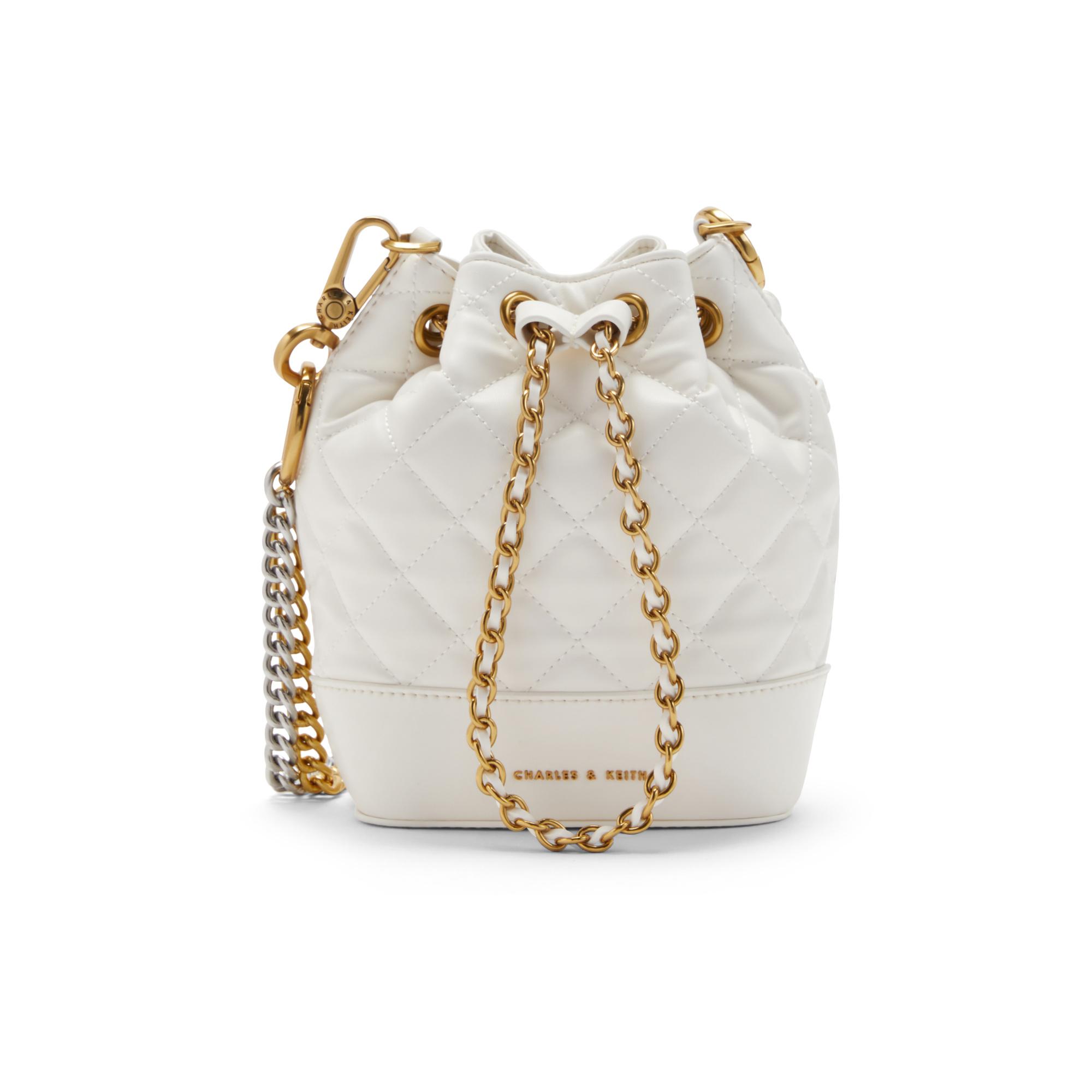 

Новая женская сумка-ведро через плечо из искусственной кожи CHARLES&KEITH среднего размера, черная/слоновая кость, CK2-10781983 13.0*8.1*18.0CM