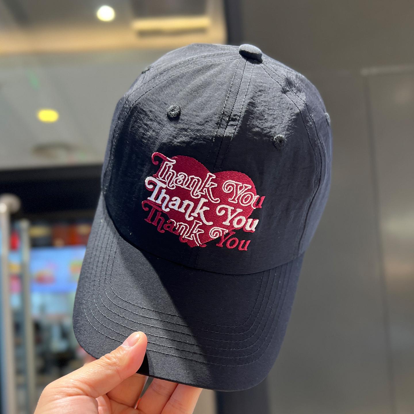 

Вышитая бейсболка «Любовное письмо» для женщин, весенне-летняя, тонкая, с увеличенной окружностью для большой головы, чтобы подчеркнуть лицо, кепка-малышка