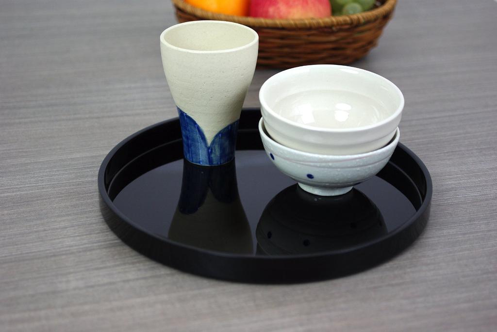 Nakanishi Kogei Kishu No Nurimono Kiritate Round Polished 30cm Tray, Black, Double-sided Painted, Finish, 22-20-9C