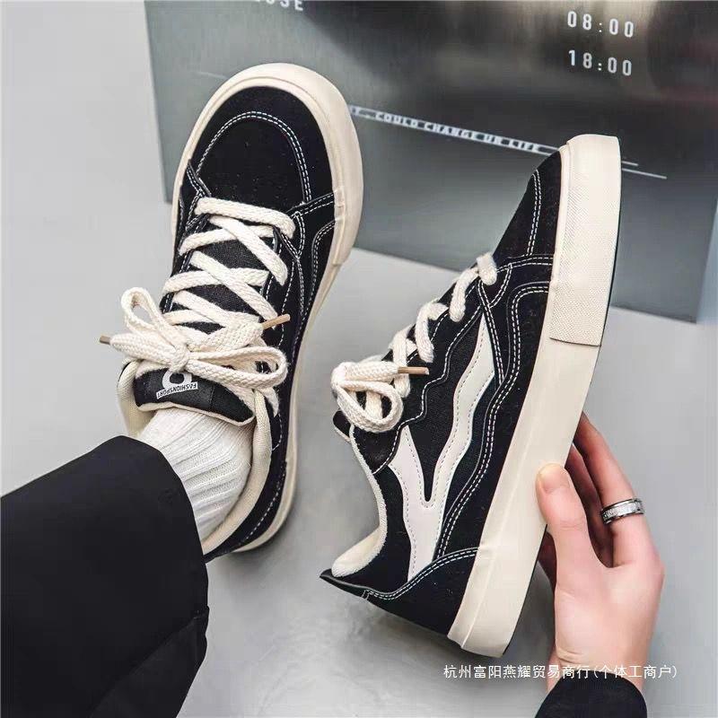 Canvas men's shoes 2024 new summer breathable versatile casual board shoes student cloth shoes flat sports black trendy shoes