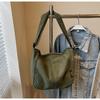Large Capacity Commuter Bag Japanese Retro Corduroy Dumpling Bag Solid Color Versatile Messenger Bag Girl Shoulder Bag