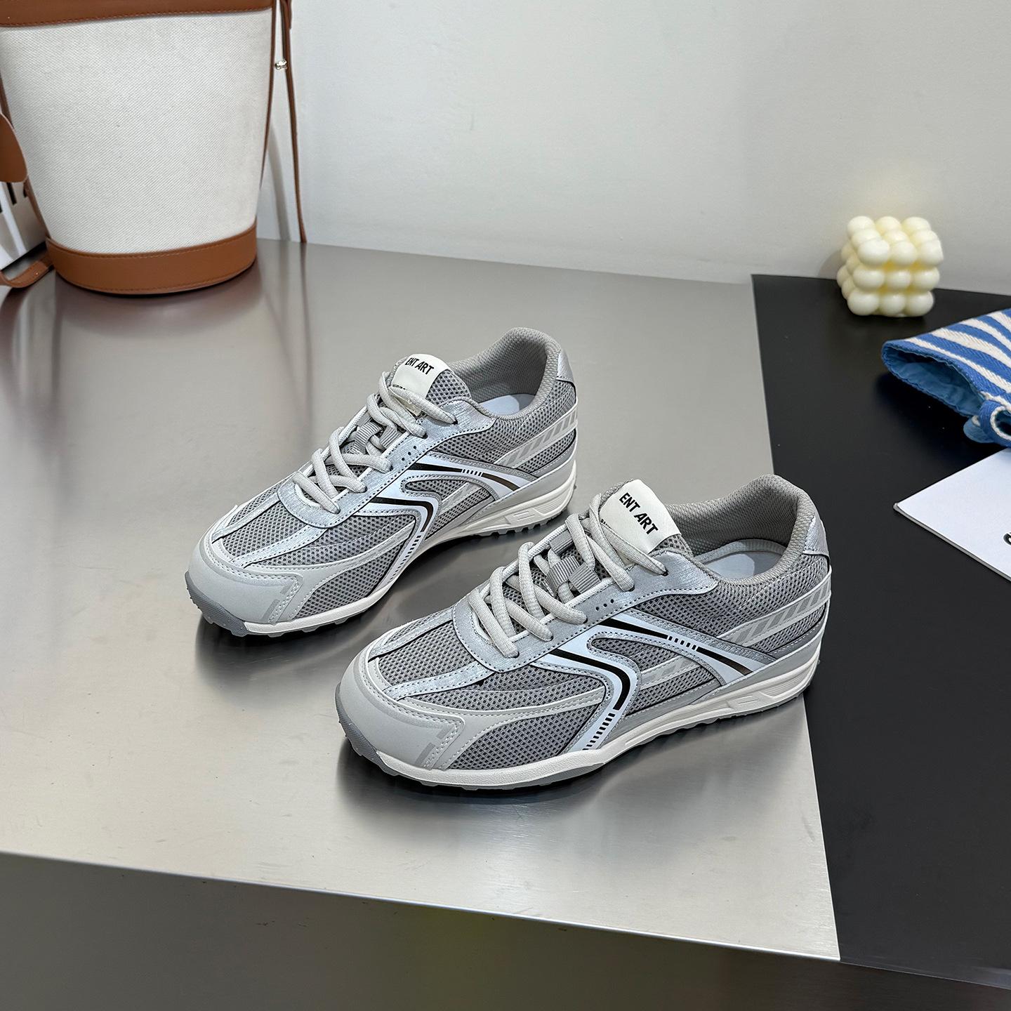 

[Fanfuna] Mesh German Training Shoes Women s 2025 New Autumn Sneakers Lightweight and Versatile Inner Height Increasing Forrest Gump Shoes 40 серый