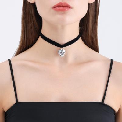 Naszyjniki – Naszyjniki i kolie