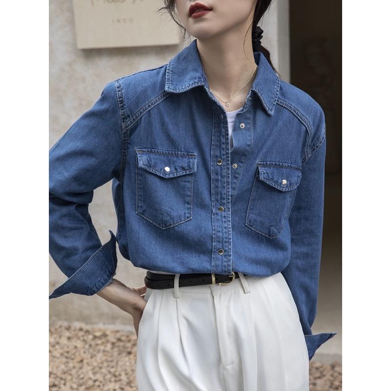 Chemise en jean rétro bleue pour femme petite - Printemps 2023, Haut à manches longues à superposer