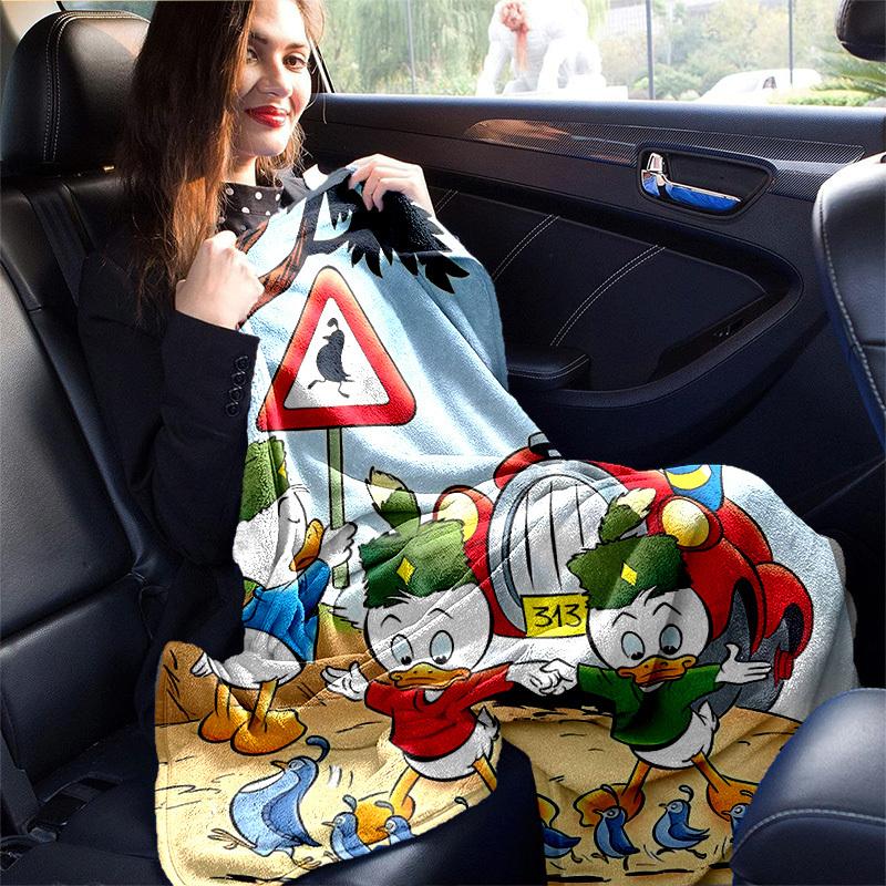 1pc, Donald Duck Family Adventure: Cozy Throw Blanket Perfect for Home Decor, Couch Cover, Outdoor Use, Travel, Camping